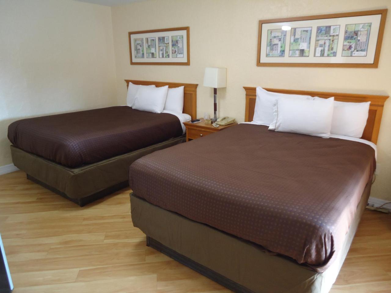 Budget Inn Лотон Экстерьер фото